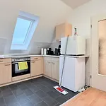 Zentrale Monteurwohnung Mit Kueche & Wlan Lägenhet *