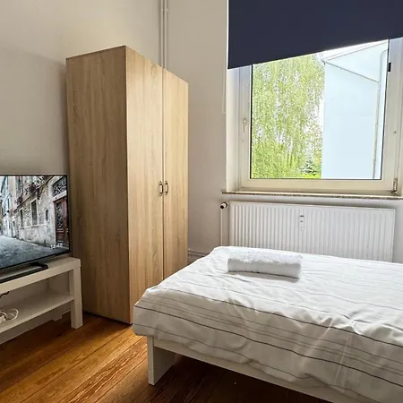 Zentrale Monteurwohnung In Kueche & Wlan Inklusive
