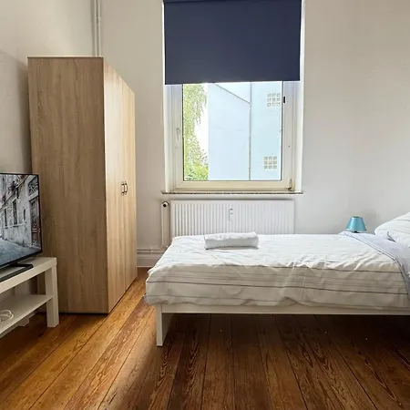 Zentrale Monteurwohnung Mit Küche&wlan Apartamento Neumünster