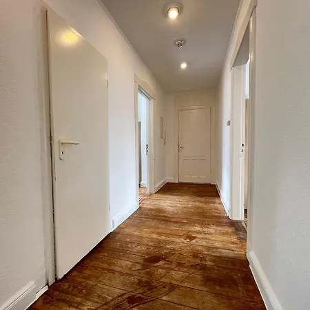 Zentrale Monteurwohnung In Kueche & Wlan Inklusive