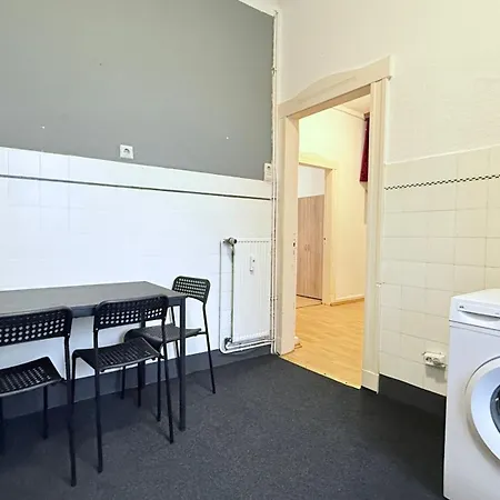 Apartamento Zentrale Monteurwohnung Mit Küche&wlan Neumünster