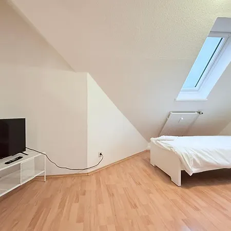 Zentrale Monteurwohnung Mit Küche&wlan