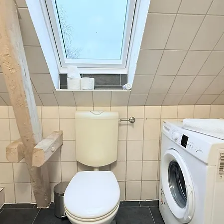 Apartament Zentrale Monteurwohnung Mit Kueche & Wlan Neumünster