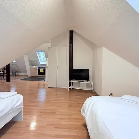 Zentrale Monteurwohnung Mit Küche&wlan