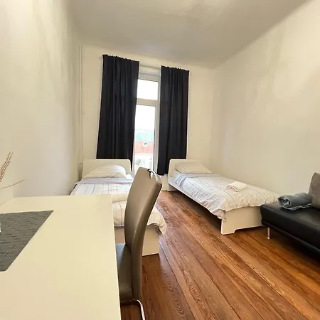 Zentrale Monteurwohnung Mit Küche&wlan *