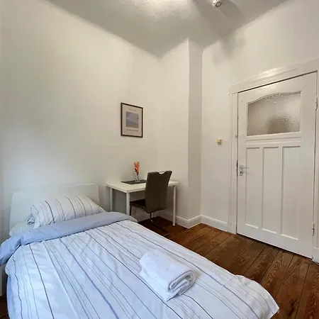 Apartamento Zentrale Monteurwohnung Mit Küche&wlan *