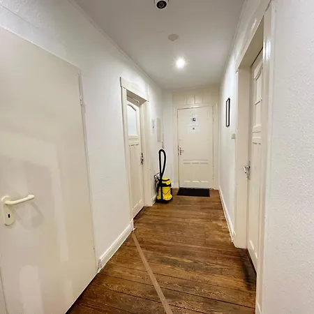 Zentrale Monteurwohnung Mit Kueche & Wlan Apartament *