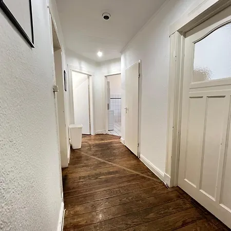 Zentrale Monteurwohnung Mit Kueche & Wlan